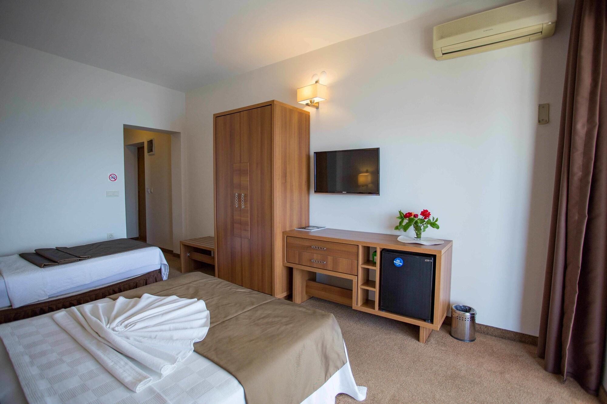 Melis Hotel Κουσάντασι Εξωτερικό φωτογραφία