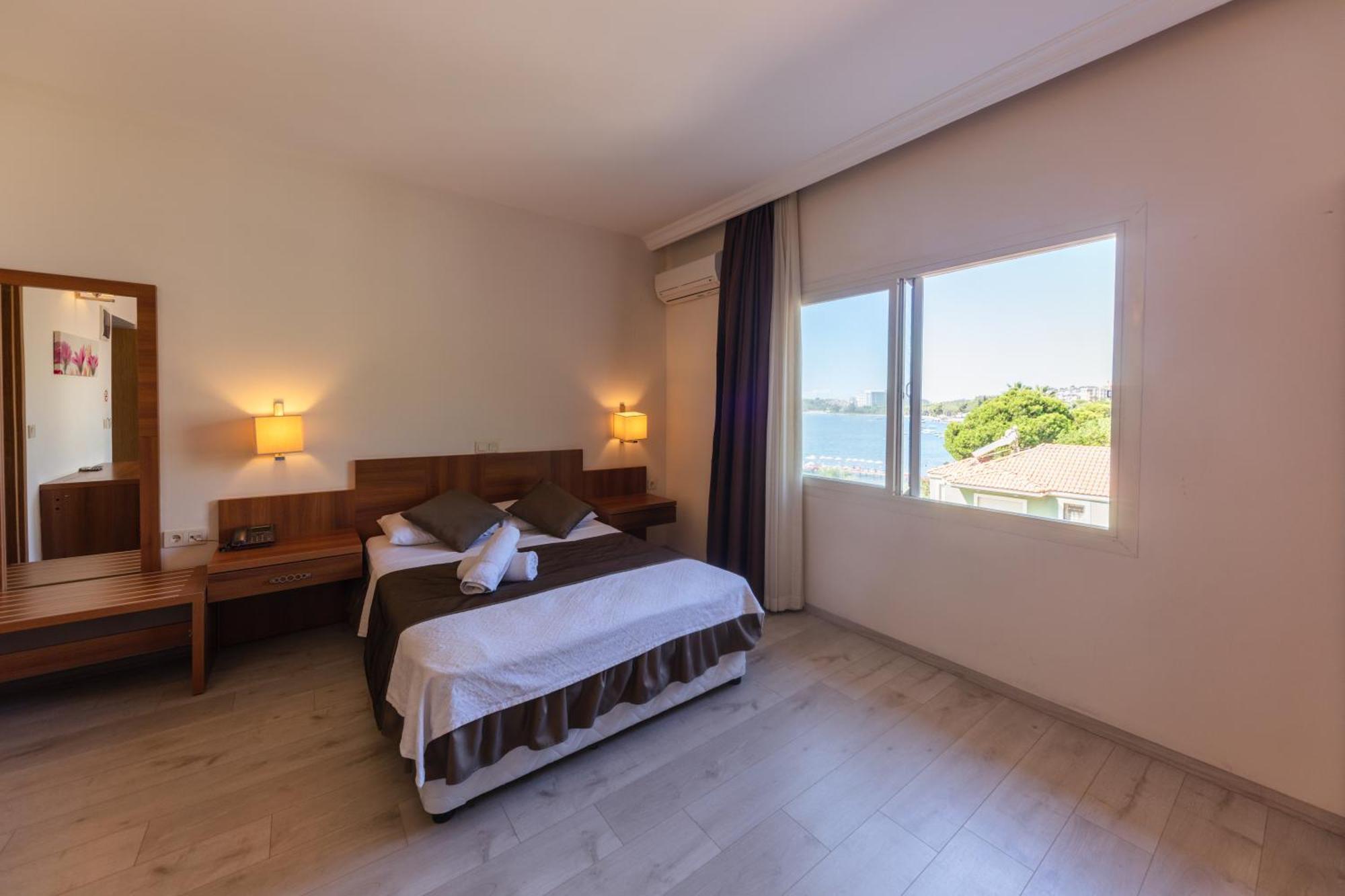 Melis Hotel Κουσάντασι Εξωτερικό φωτογραφία